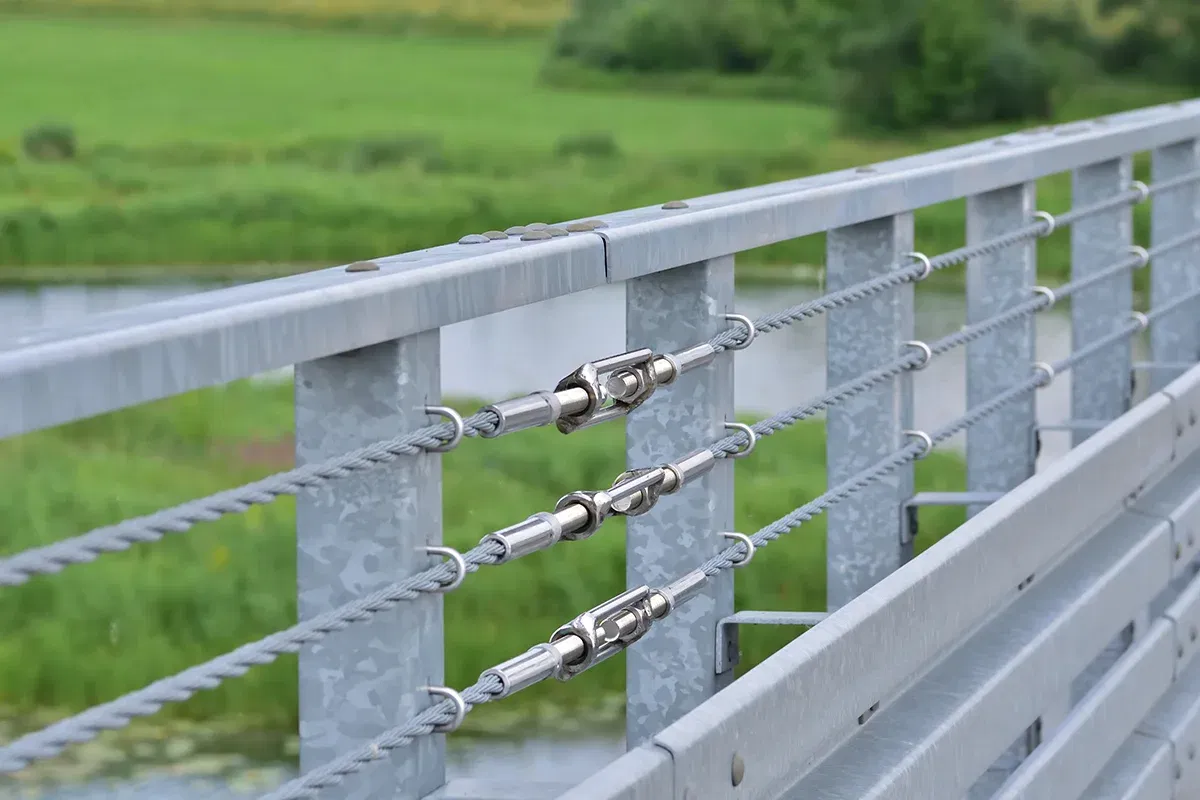 Rope barrier on the bridge