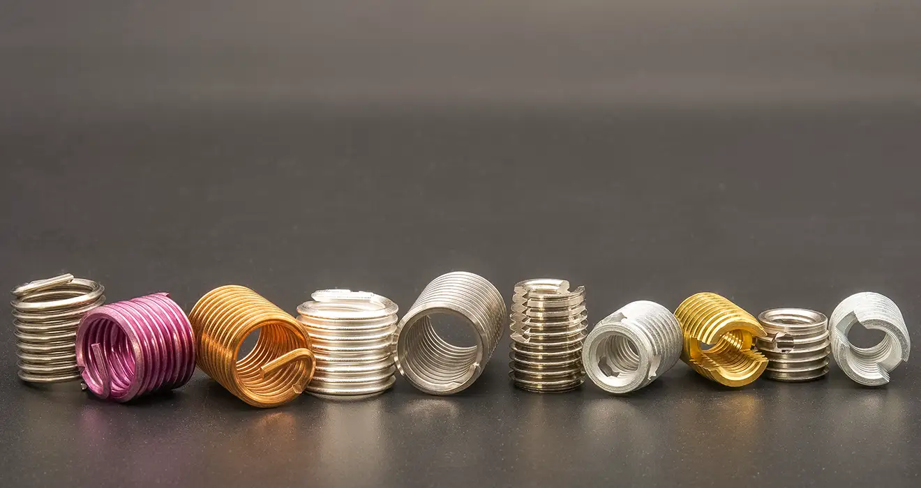 Illustration de Threaded inserts