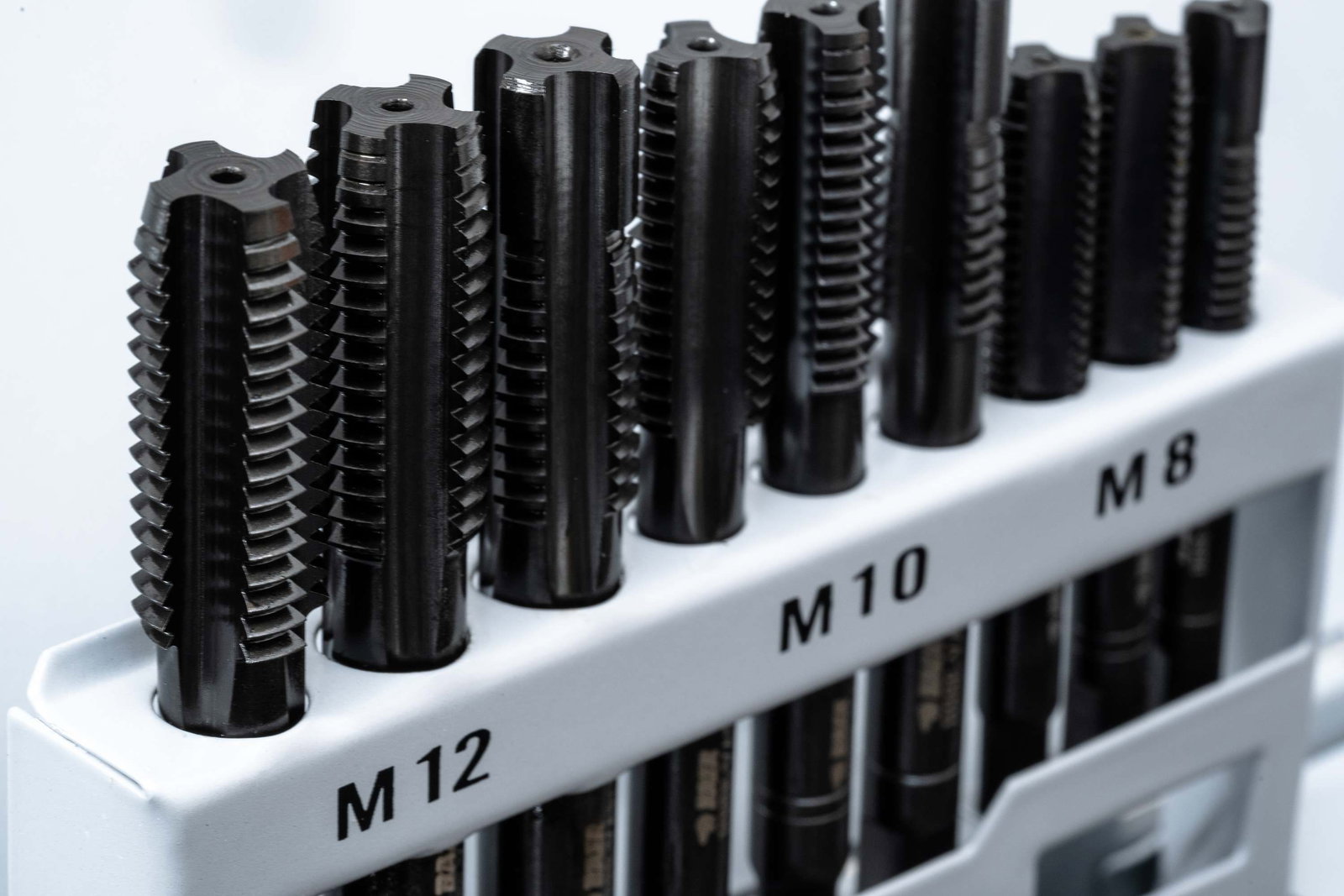 BAER SET HSSE EDELSTAHL Handgewindebohrer | Schneideisen | Werkzeuge : M 3 - 12 – Bild 9