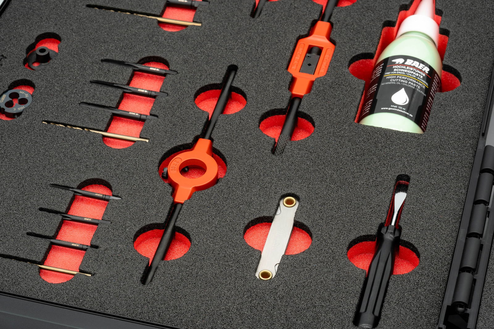 BAER ULTRA SET HSSE STAINLESS STEEL: Hand Taps | Cutting Dies | Tools | Cutting Paste: M 3 - 12 – Image 4