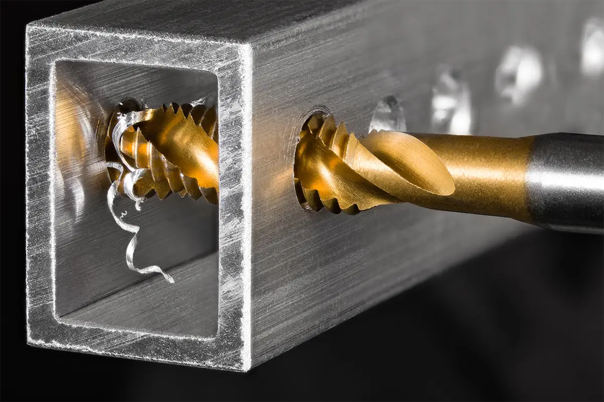 Gewinde in Alu schneiden – So gelingen starke Schraubverbindungen in Leichtmetall