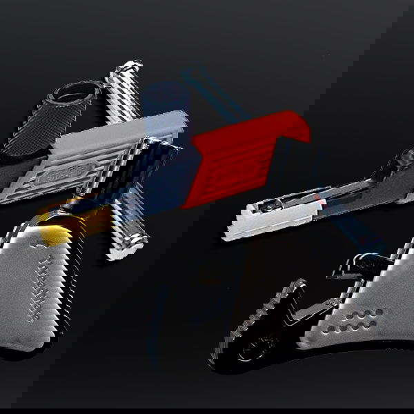 Illustration of Thread restoration tools