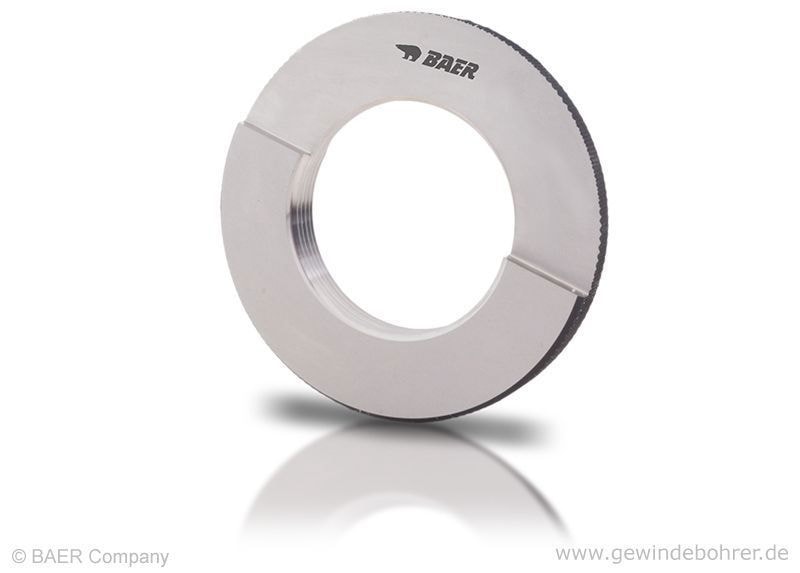 Grenzlehrring von BAER Tools Grenzlehrring auf reflektierendem Untergrund
