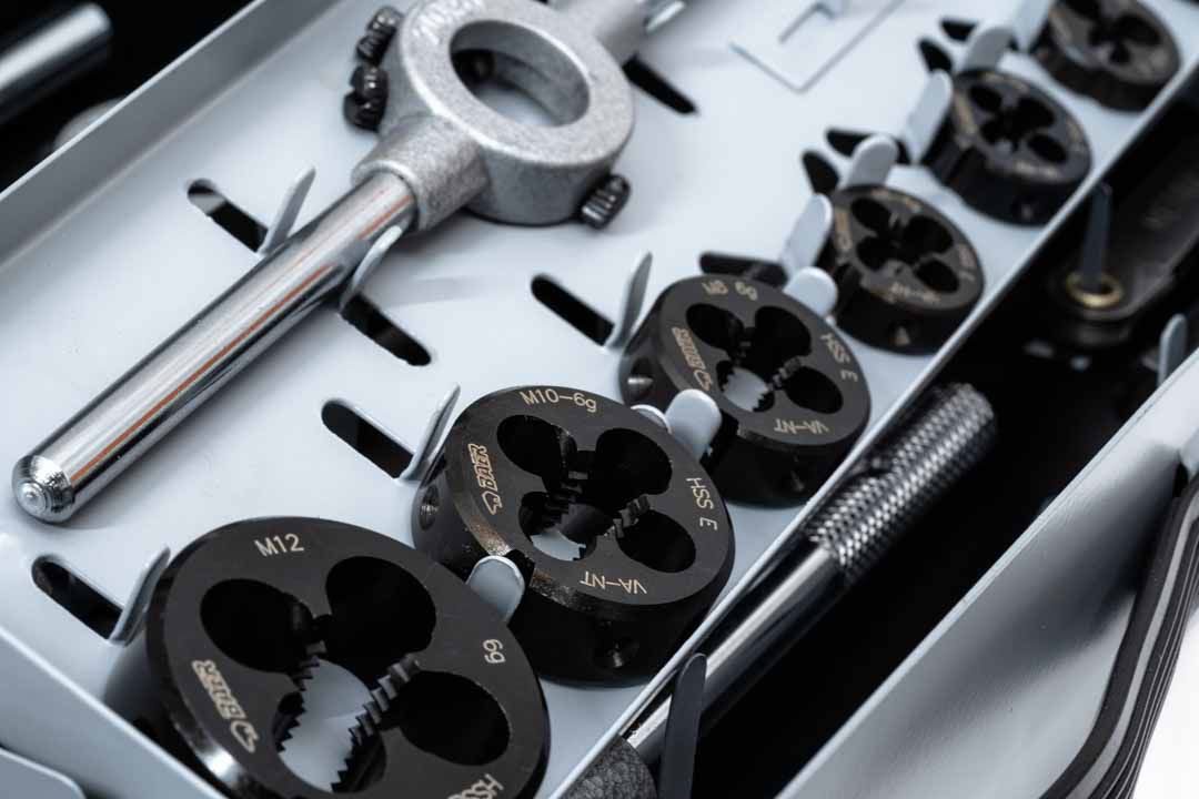 BAER SET HSS ACCIAIO INOX: Maschi a mano | Filiere | Utensili : M 3 - 12 – Immagine 8