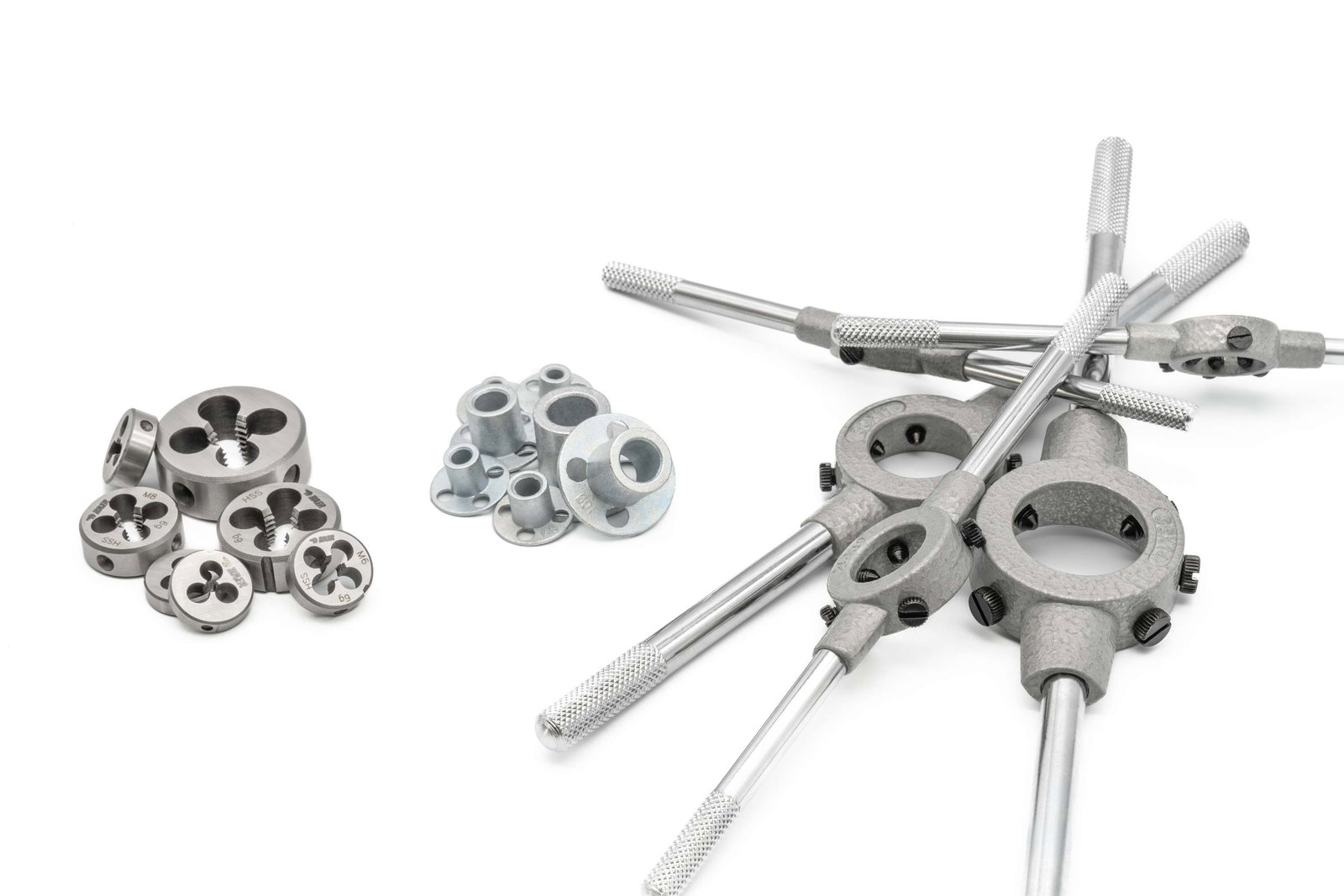 BAER Set HSS LINKS: Schneideisen Rund | Haltewerkzeuge | Führungen: M 3 - 12
