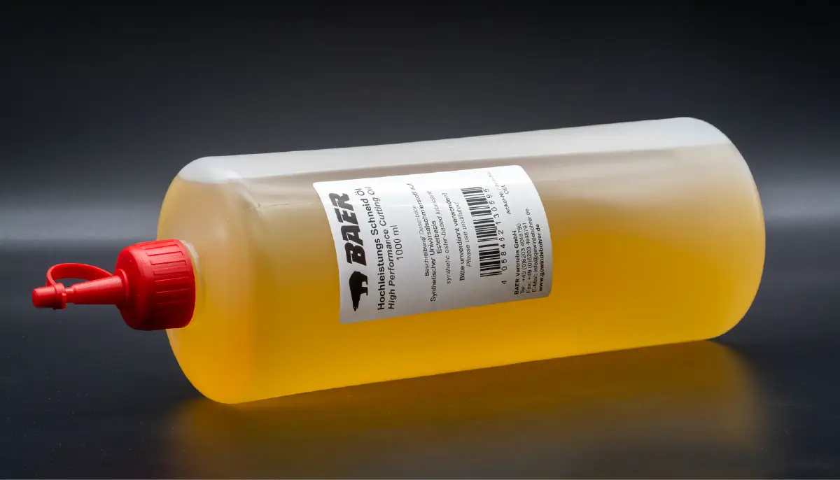 Flasche mit BAER Hochleistungs-Schneidöl Flasche mit BAER Hochleistungs-Schneidöl