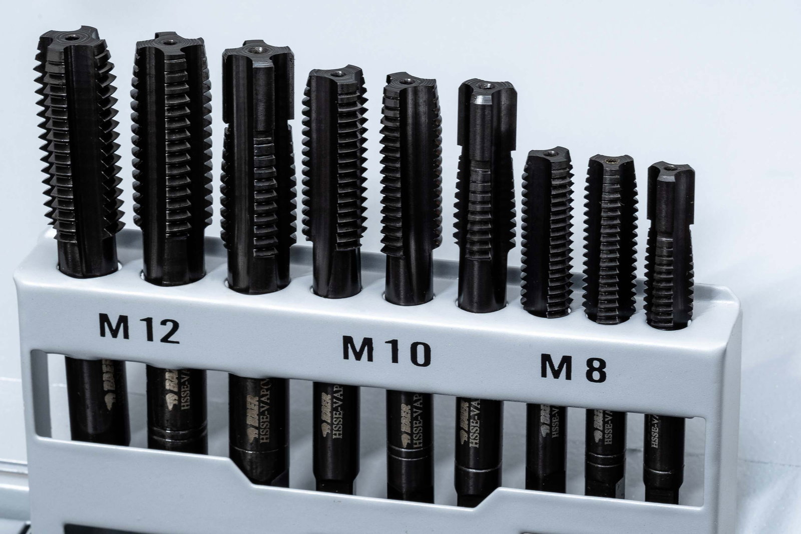 BAER SET HSSE EDELSTAHL Handgewindebohrer | Schneideisen | Werkzeuge : M 3 - 12 – Bild 4