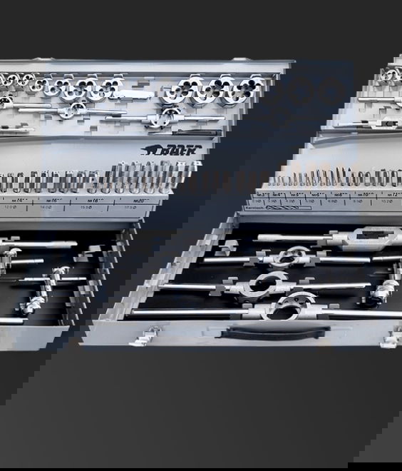 Illustration of M3-M20 Set stainless steel: Tool holders | HSSE-VAP hand tap sets | HSSE-NIT Dies