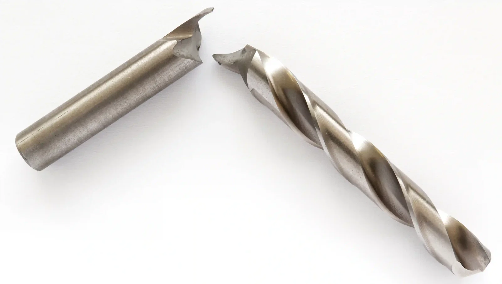 Am Schaft abgebrochener Spiralbohrer