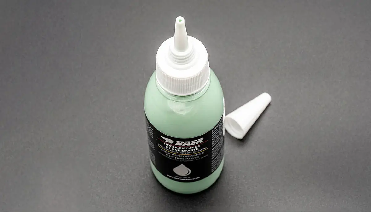 Hochleistungsschneidpaste von BAER Hochleistungsschneidpaste von BAER