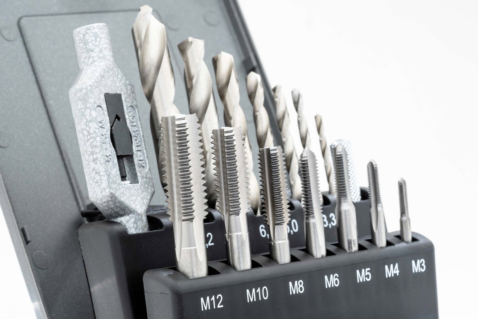 BAER Set HSSG: Einschnittgewindebohrer | Kernlochbohrer | Windeisen: M 3 - 12 – Bild 2