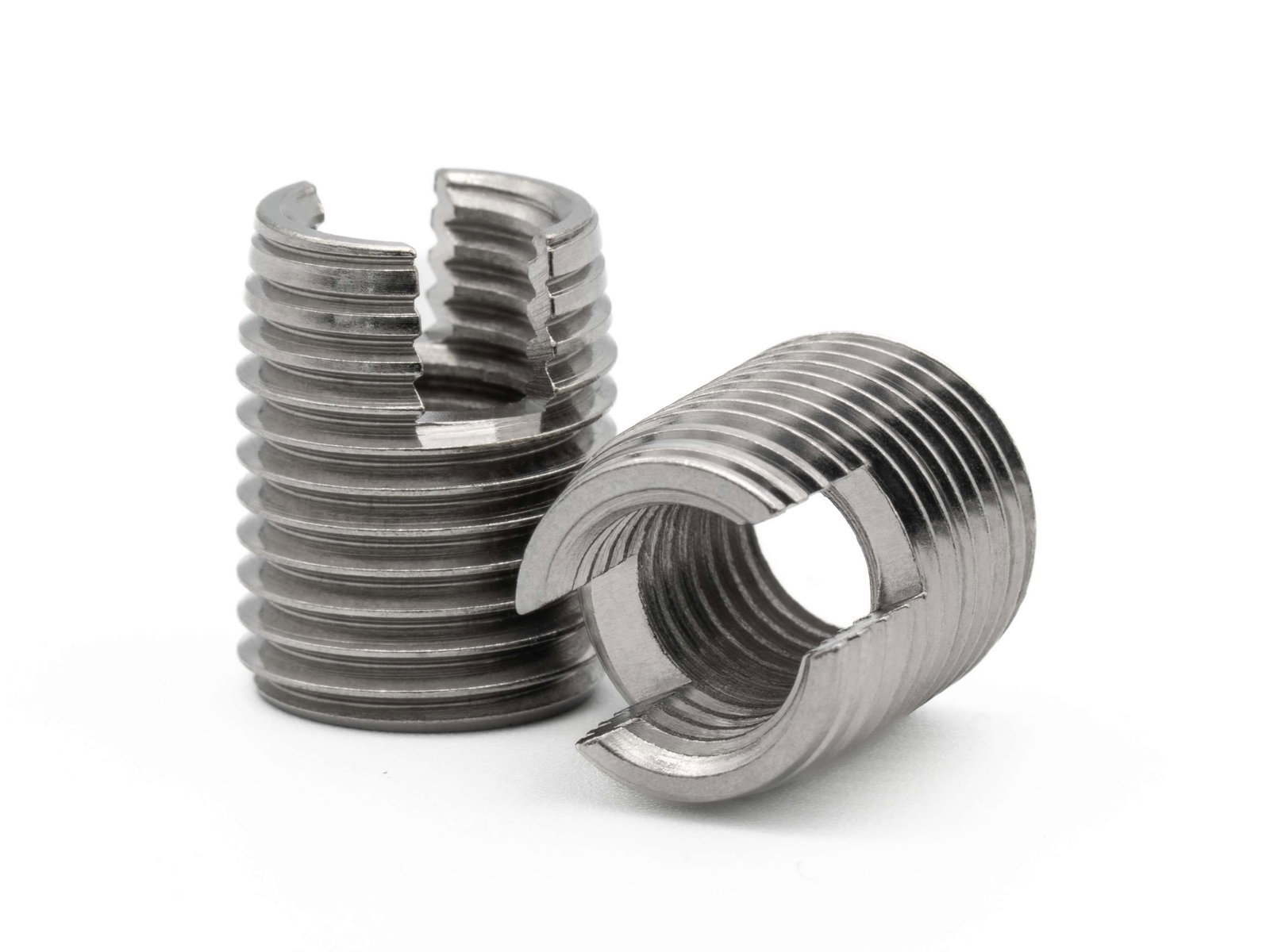 BaerFix Inserts filetés avec Fentes de coupe M 8 x 1,25 - 15 mm - 1.4571 (V4A / AISI 316Ti) - 10 pcs.