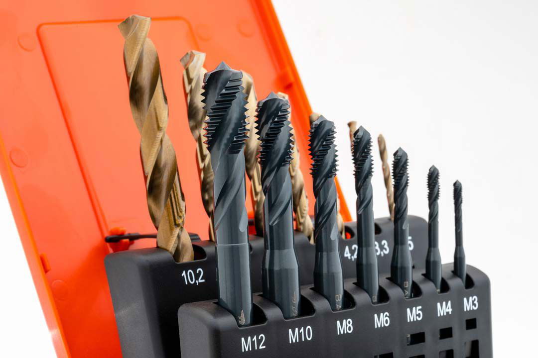 BAER Set HSSE EDELSTAHL: Maschinengewindebohrer Sackloch | Kernlochbohrer: M 3 - 12